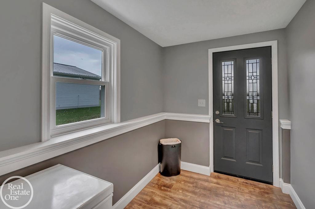 8051 Logana Road, MI 48006 — Photo 24
