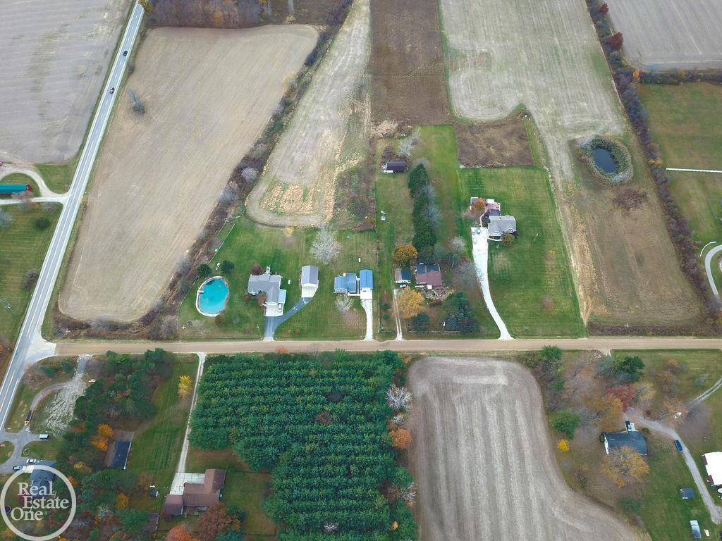 8051 Logana Road, MI 48006 — Photo 34