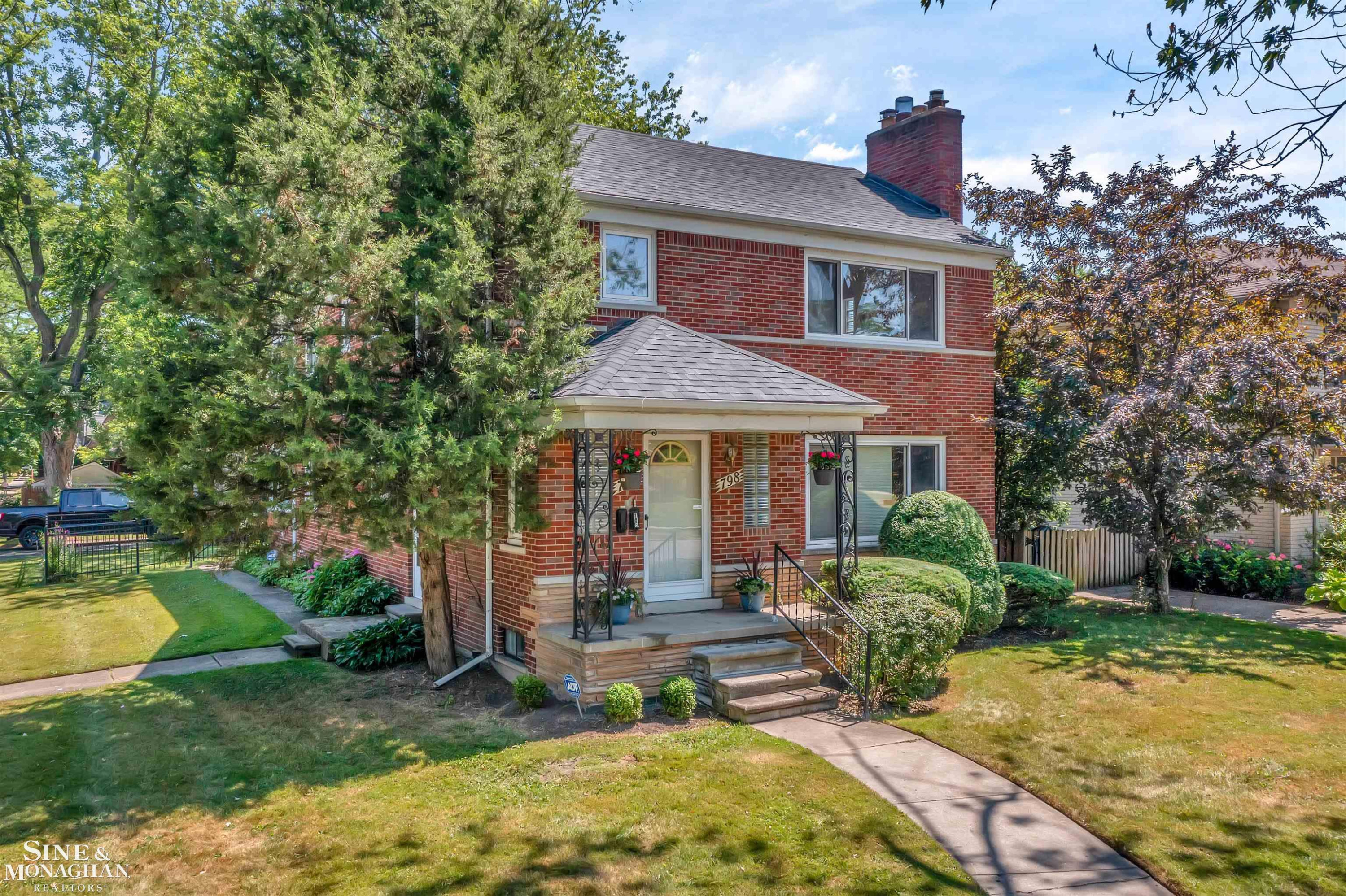 796-798 Harcourt Road, Grosse Pointe Park, MI 48230 — Photo 33