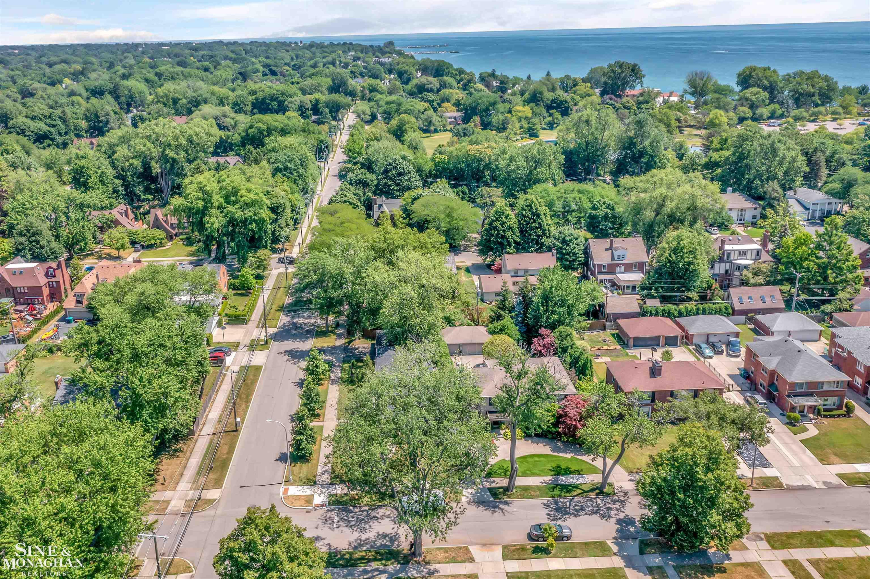 796-798 Harcourt Road, Grosse Pointe Park, MI 48230 — Photo 37