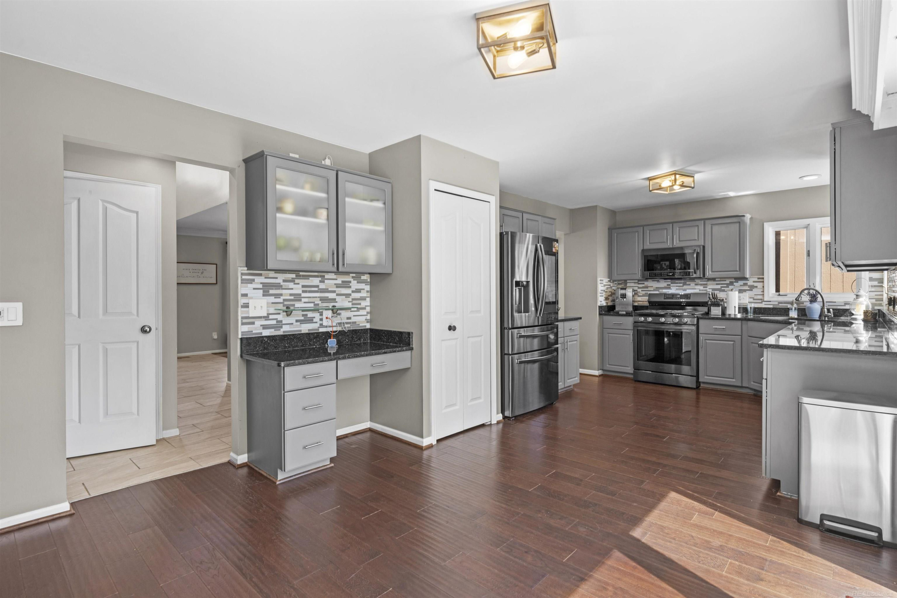 6566 Berkshire Drive, Washington, MI — Photo 17