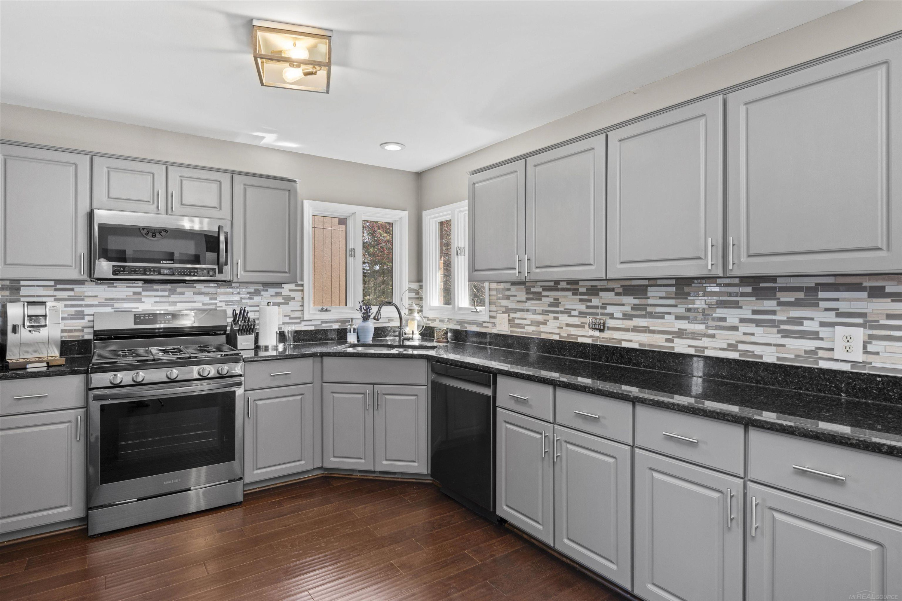 6566 Berkshire Drive, Washington, MI — Photo 23