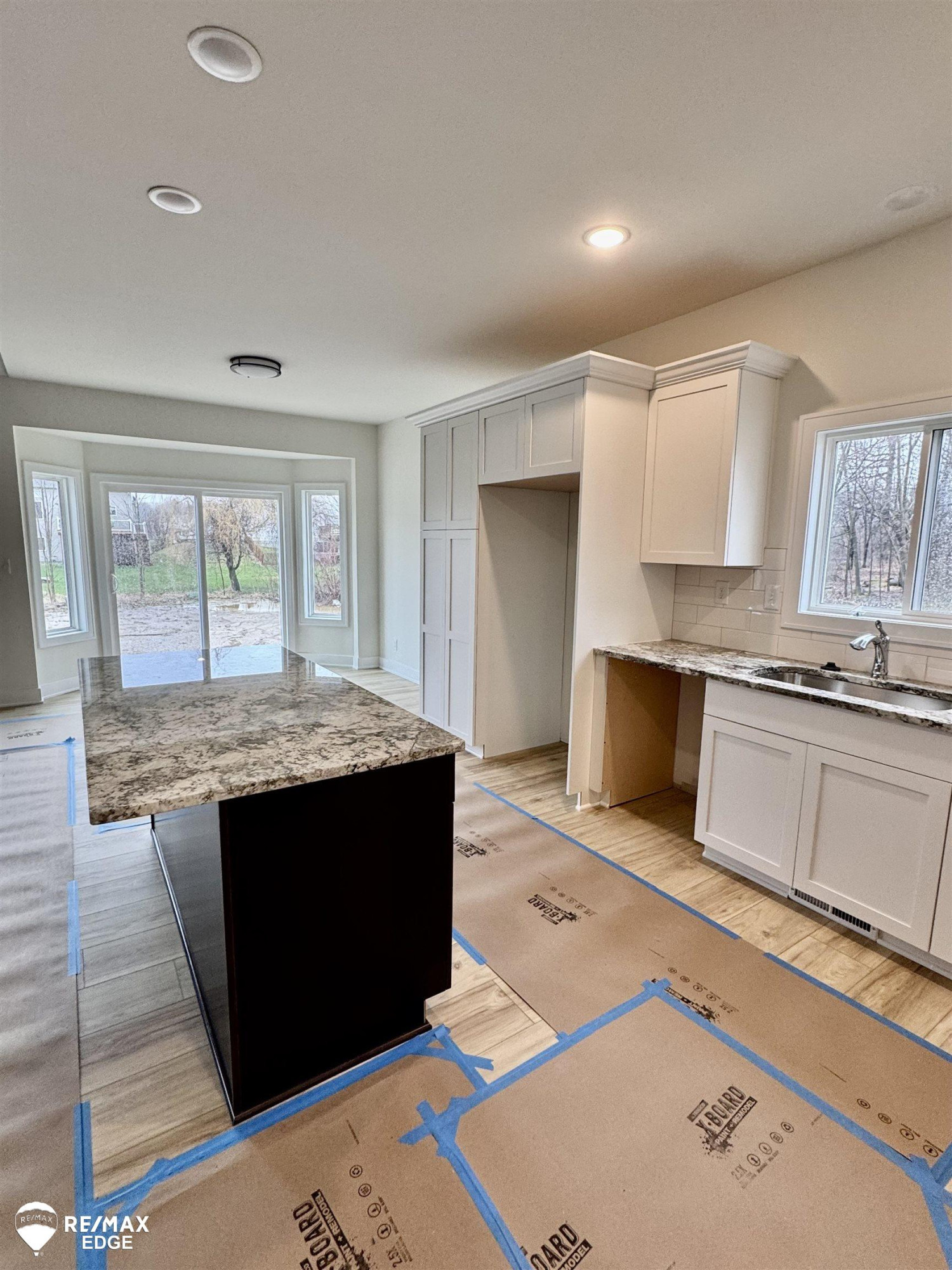 8347 Peninsula Circle, Grand Blanc, MI 48439 — Photo 5