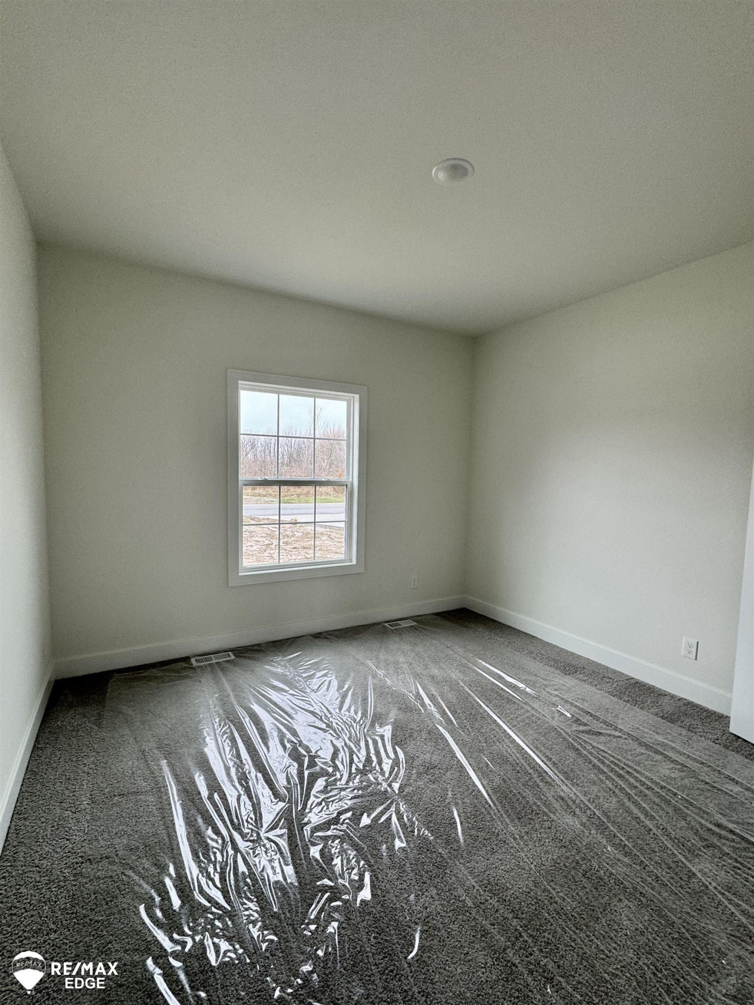 8347 Peninsula Circle, Grand Blanc, MI 48439 — Photo 17