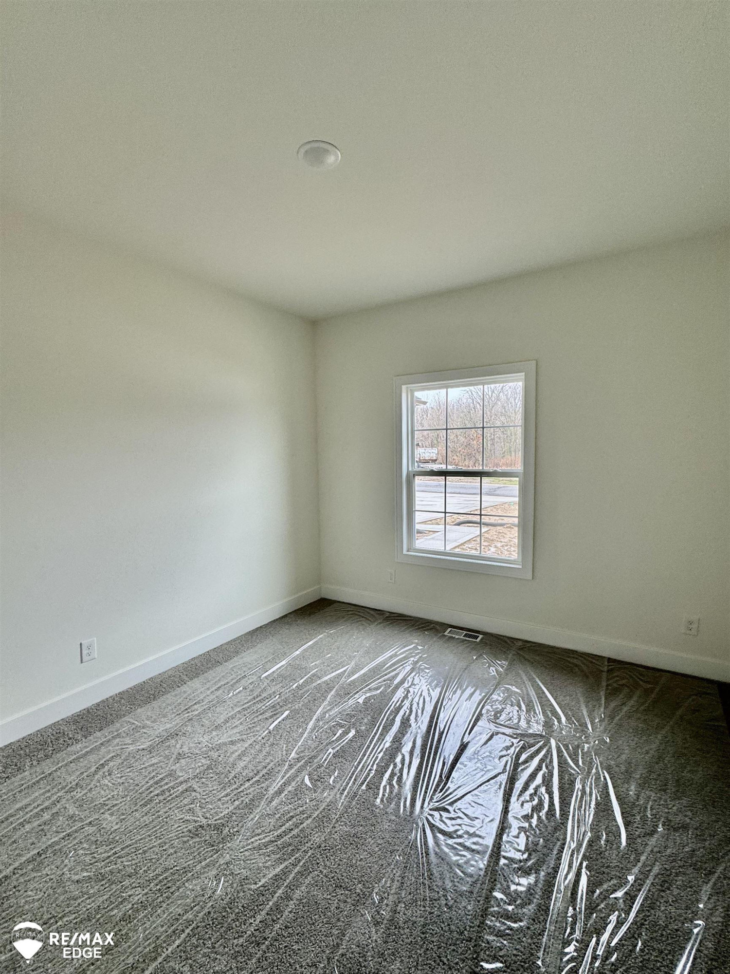 8347 Peninsula Circle, Grand Blanc, MI 48439 — Photo 18