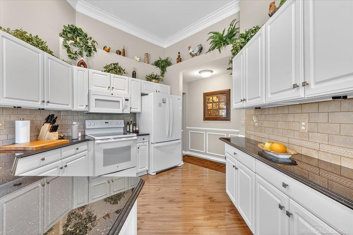 57237 Copper Creek Drive, Washington, MI — Photo 12