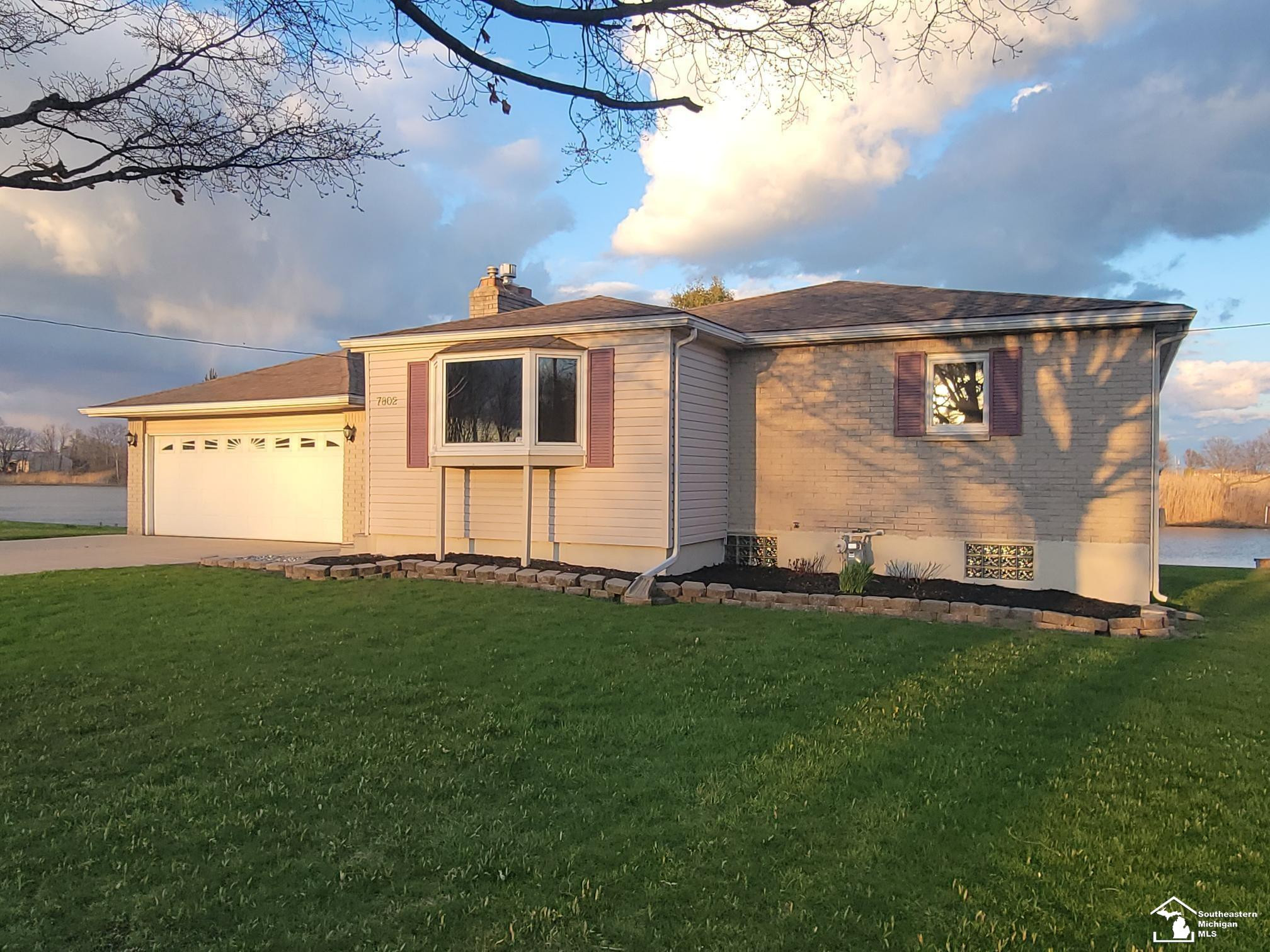 7802 Swan Creek Road, Newport, MI 48166 — Photo 4