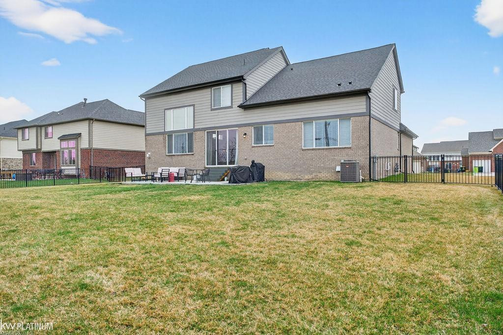 51624 Creek View Drive, Chesterfield, MI — Photo 32