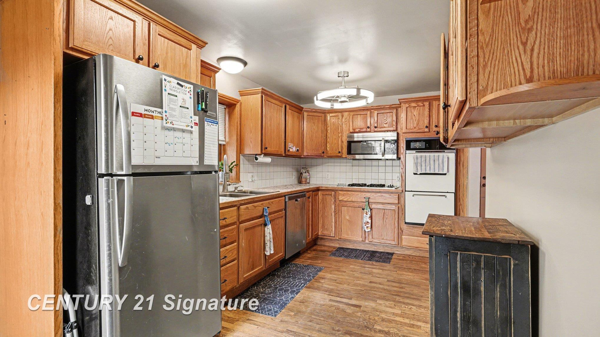 200 W Adams Street, Coleman, MI 48618 — Photo 10