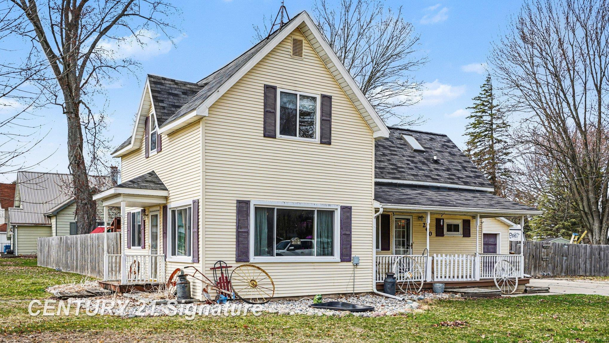 200 W Adams Street, Coleman, MI 48618 — Photo 2