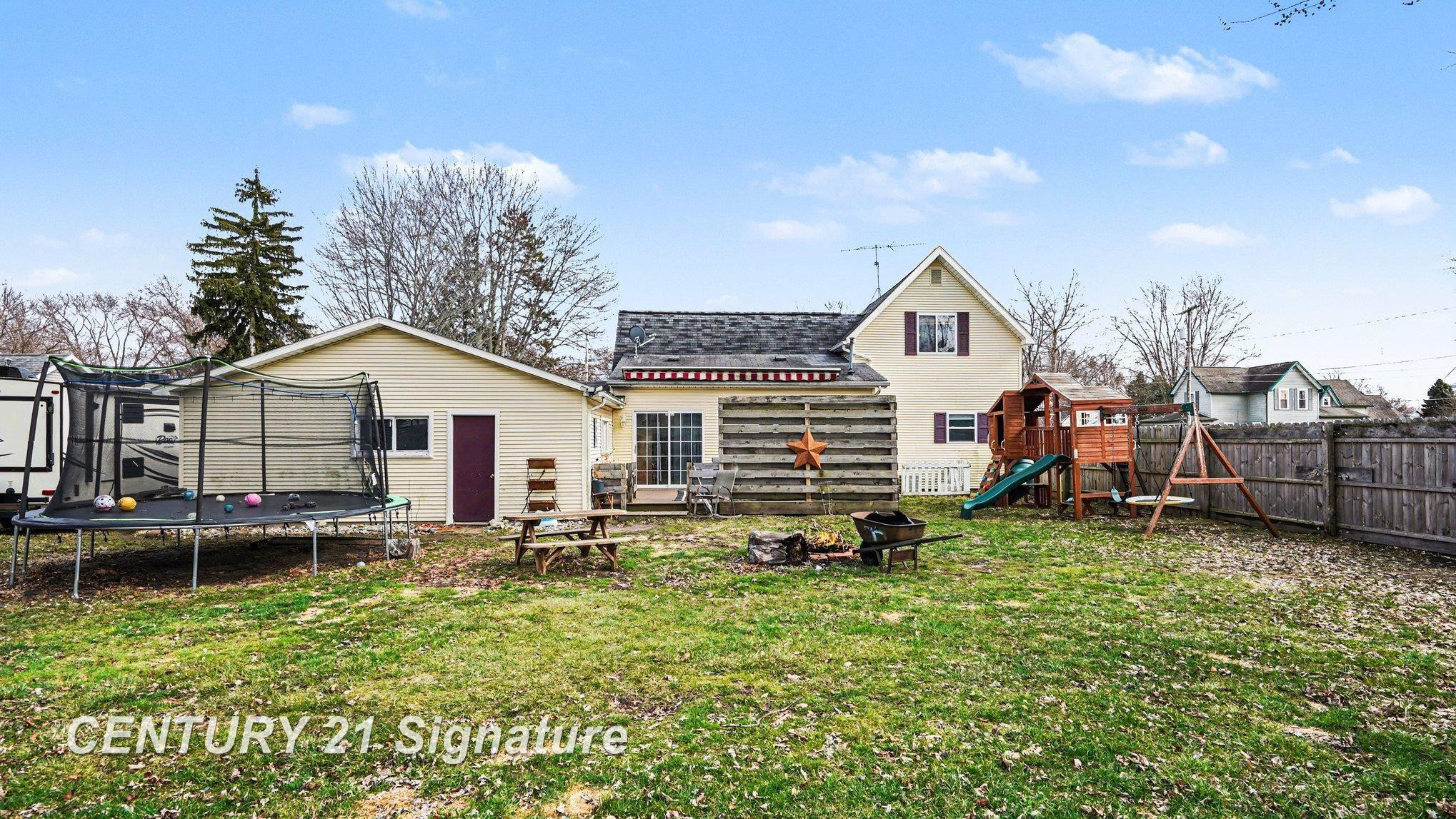 200 W Adams Street, Coleman, MI 48618 — Photo 27