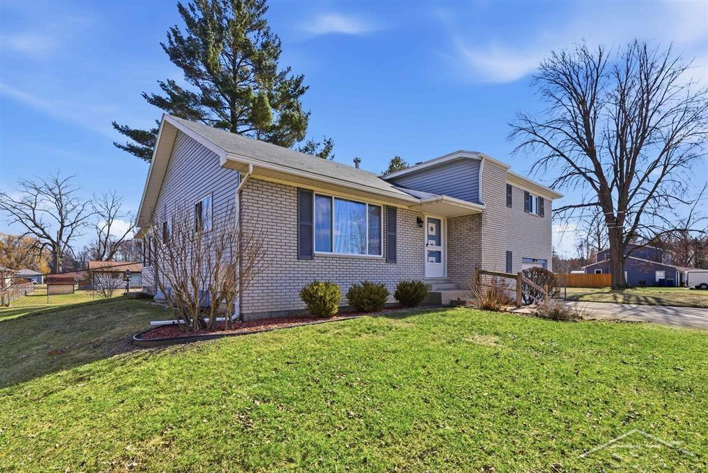 2075 Norma Jean Drive, Saginaw, MI 48609 — Photo 2