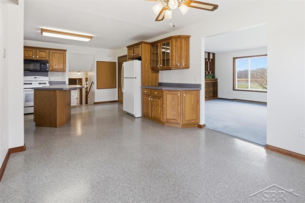 2075 Norma Jean Drive, Saginaw, MI 48609 — Photo 10