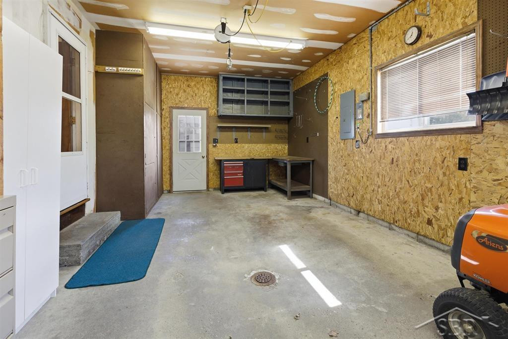 2075 Norma Jean Drive, Saginaw, MI 48609 — Photo 27
