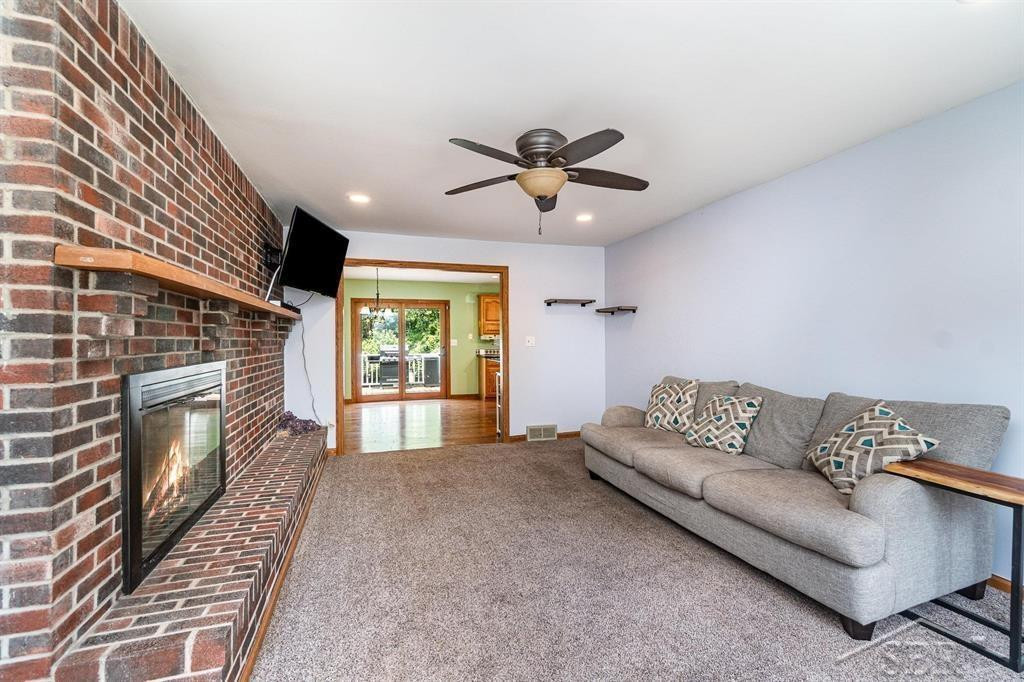 3727 E Julie Ann Drive, Midland, MI 48642 — Photo 4