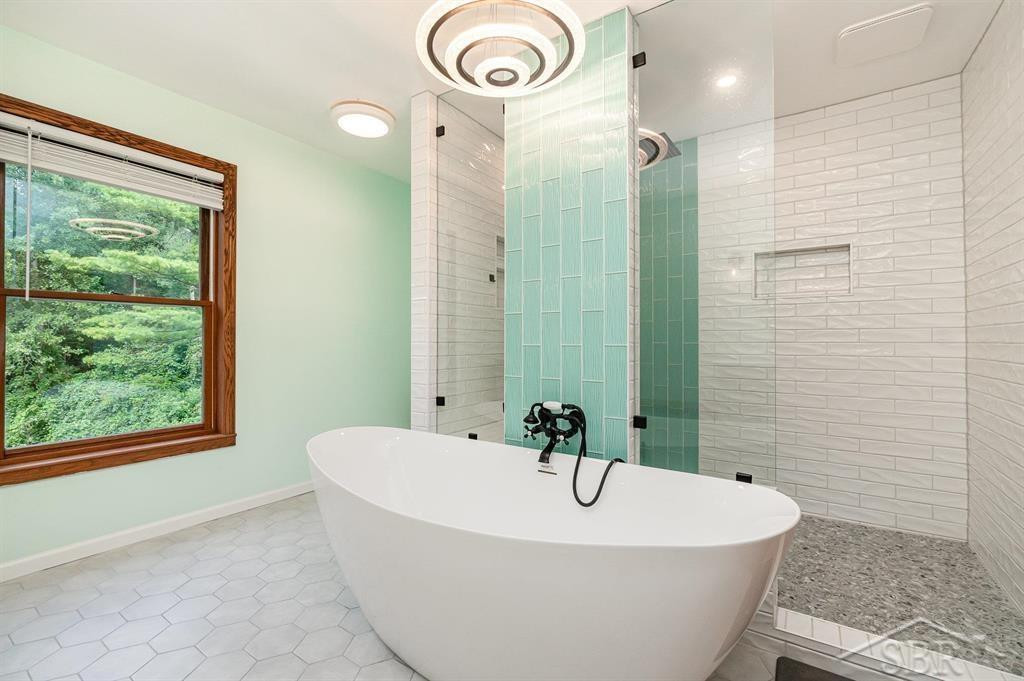 3727 E Julie Ann Drive, Midland, MI 48642 — Photo 16