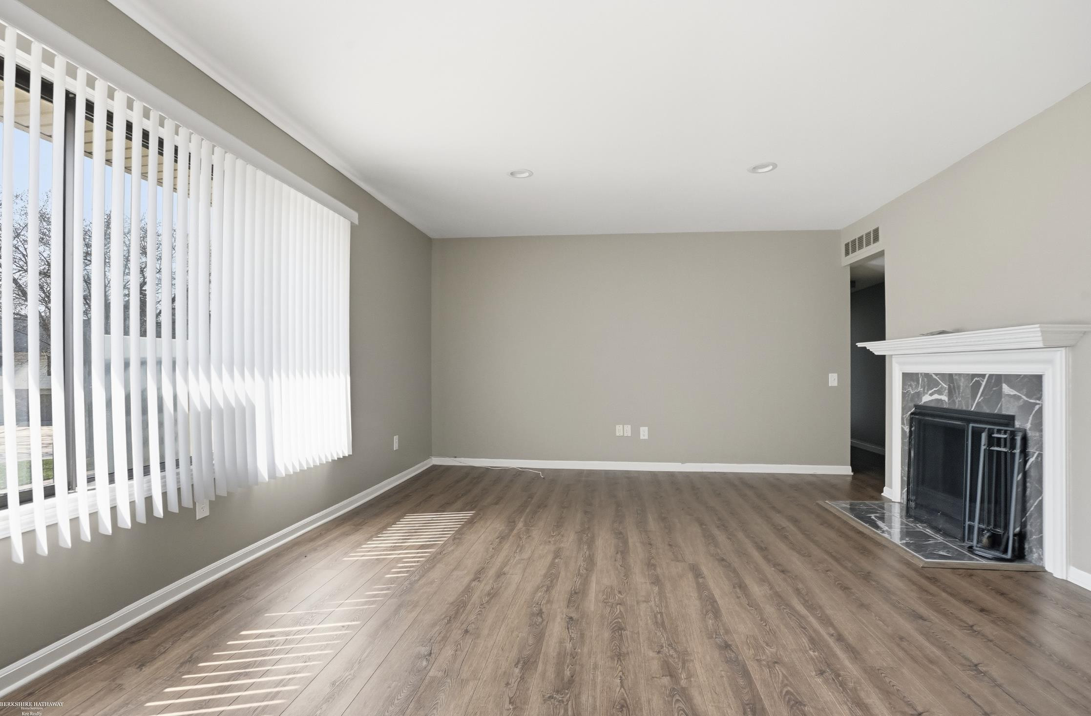 42649 Jeanette Circle, Clinton Twp, MI 48038 — Photo 4