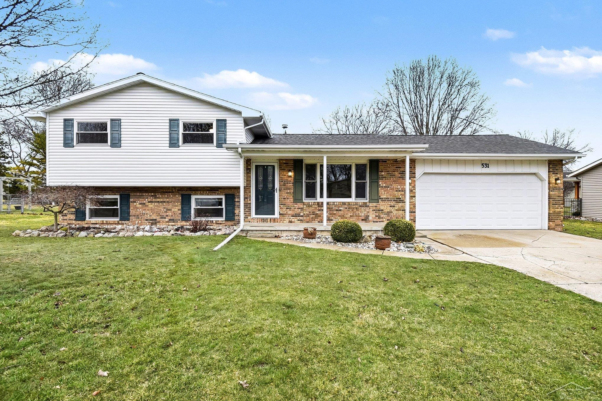 531 W Dawn Drive, Freeland, MI 48623
