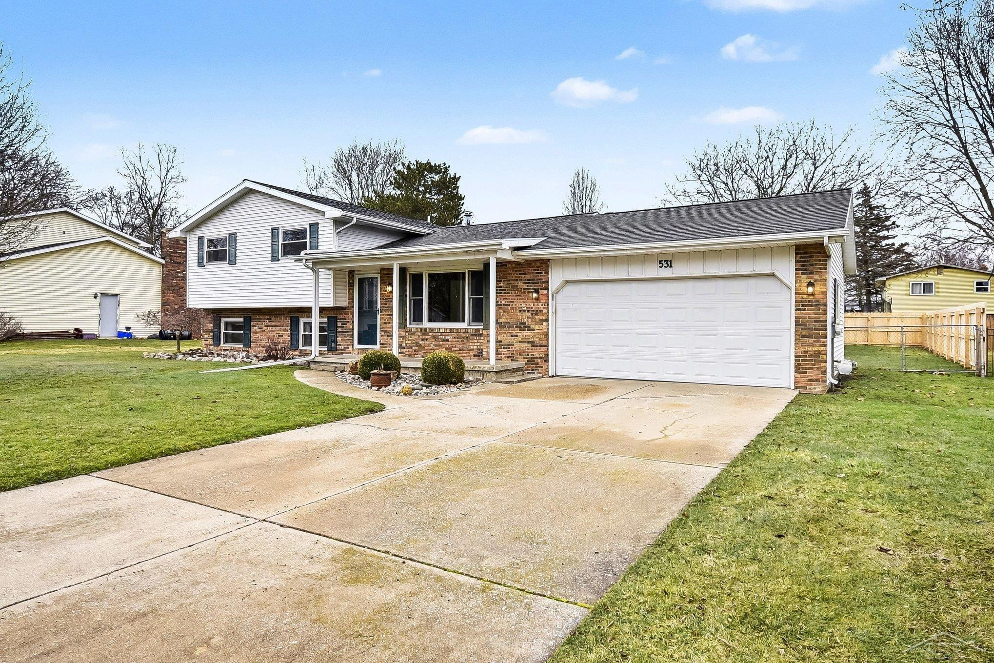 531 W Dawn Drive, Freeland, MI 48623 — Photo 2