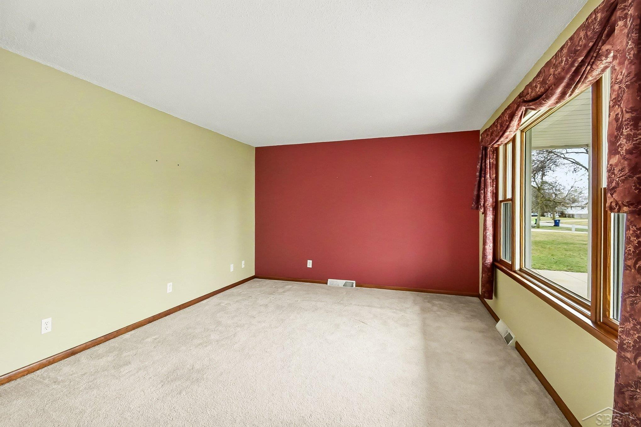 531 W Dawn Drive, Freeland, MI 48623 — Photo 4
