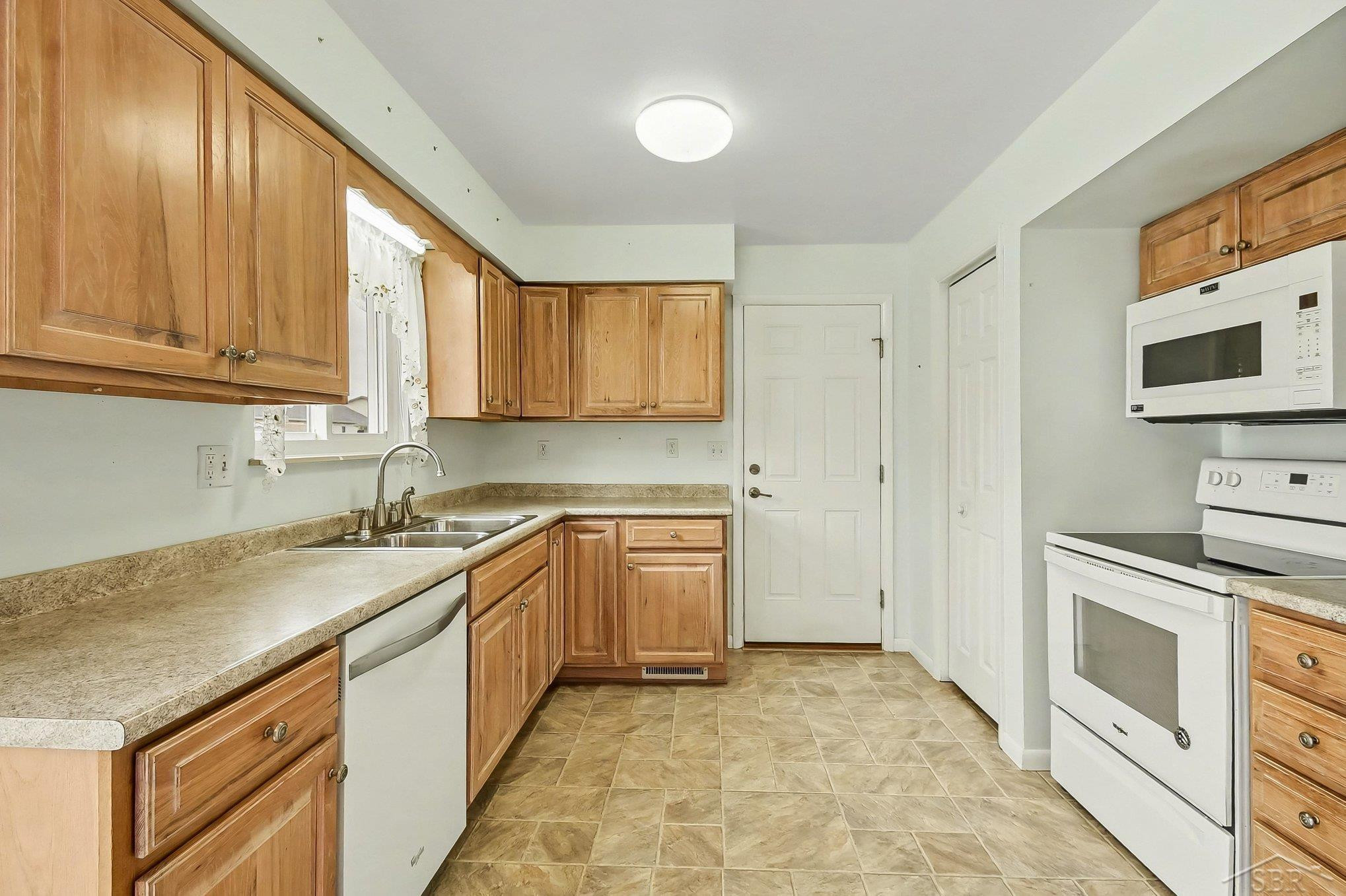 531 W Dawn Drive, Freeland, MI 48623 — Photo 7