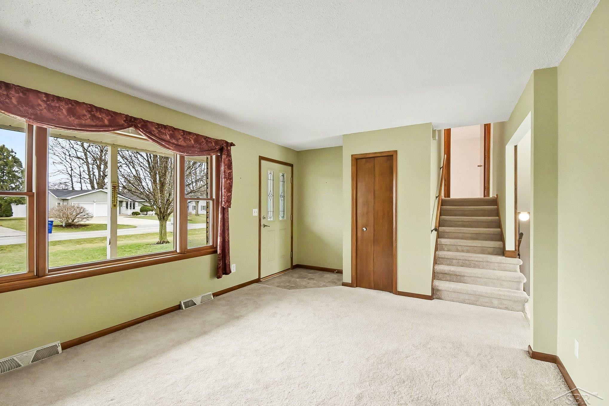 531 W Dawn Drive, Freeland, MI 48623 — Photo 8