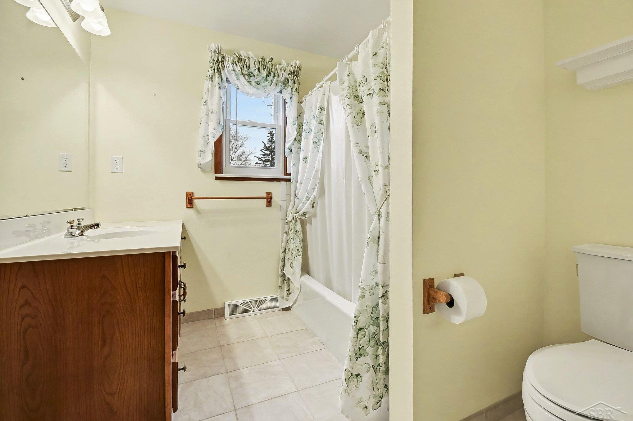 531 W Dawn Drive, Freeland, MI 48623 — Photo 15