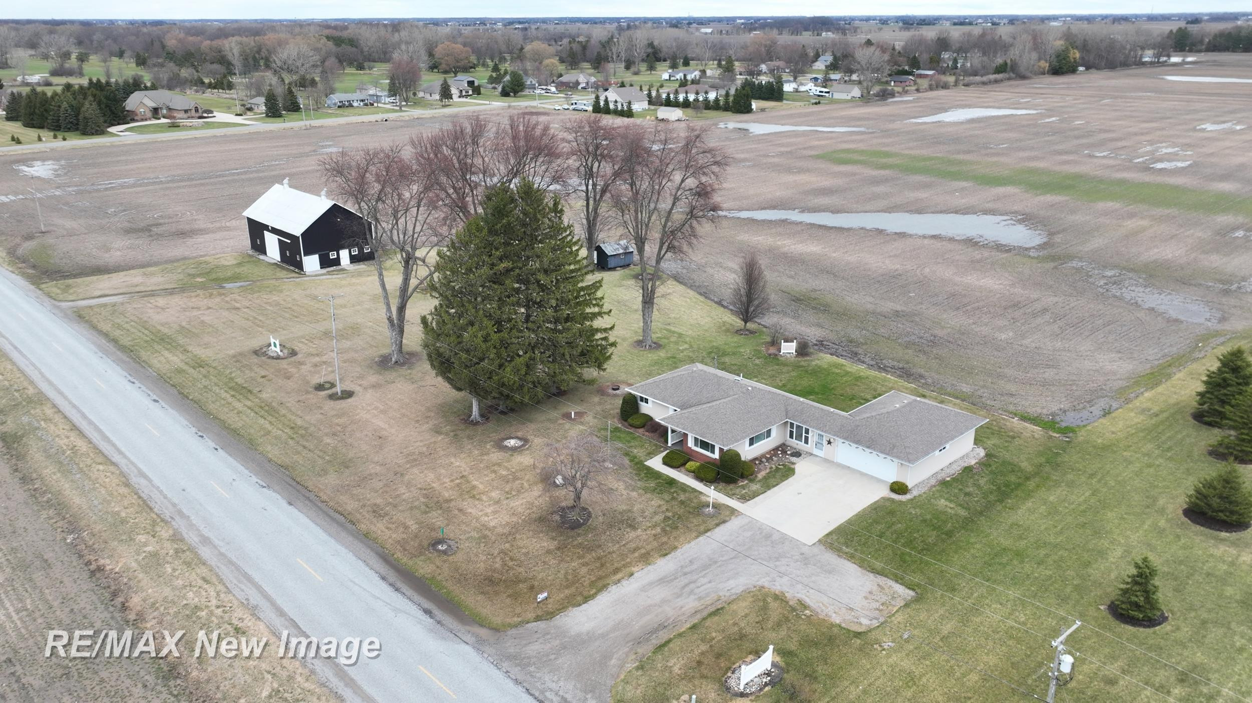 6820 Hospital Road, Saginaw, MI 48604 — Photo 2