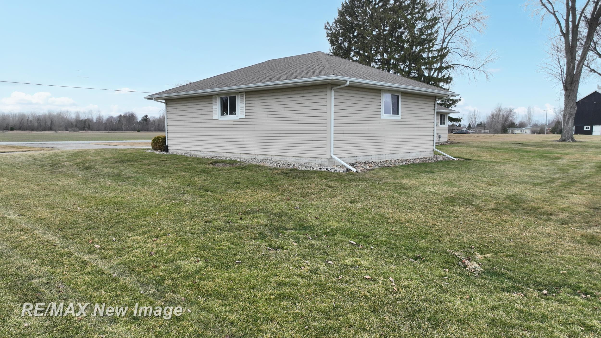 6820 Hospital Road, Saginaw, MI 48604 — Photo 39