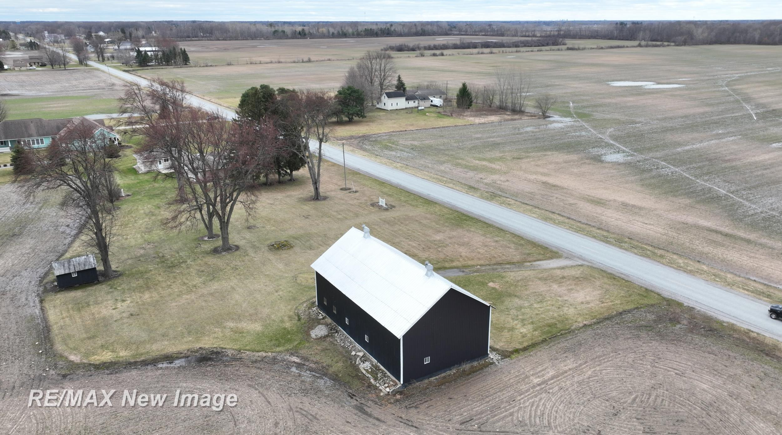 6820 Hospital Road, Saginaw, MI 48604 — Photo 45