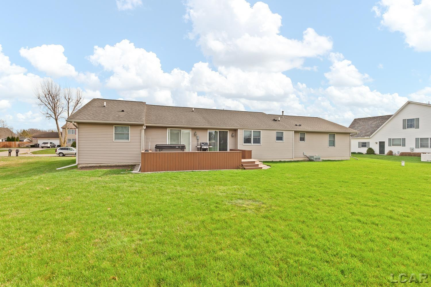 3564 Sapphire Drive, Adrian, MI 49221 — Photo 2