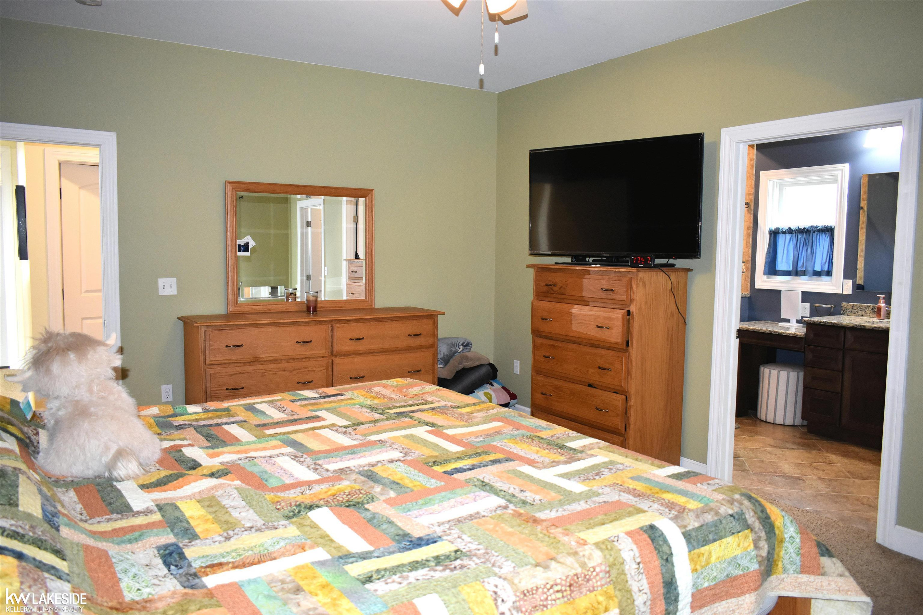 4378 Iroquois Drive, MI — Photo 23