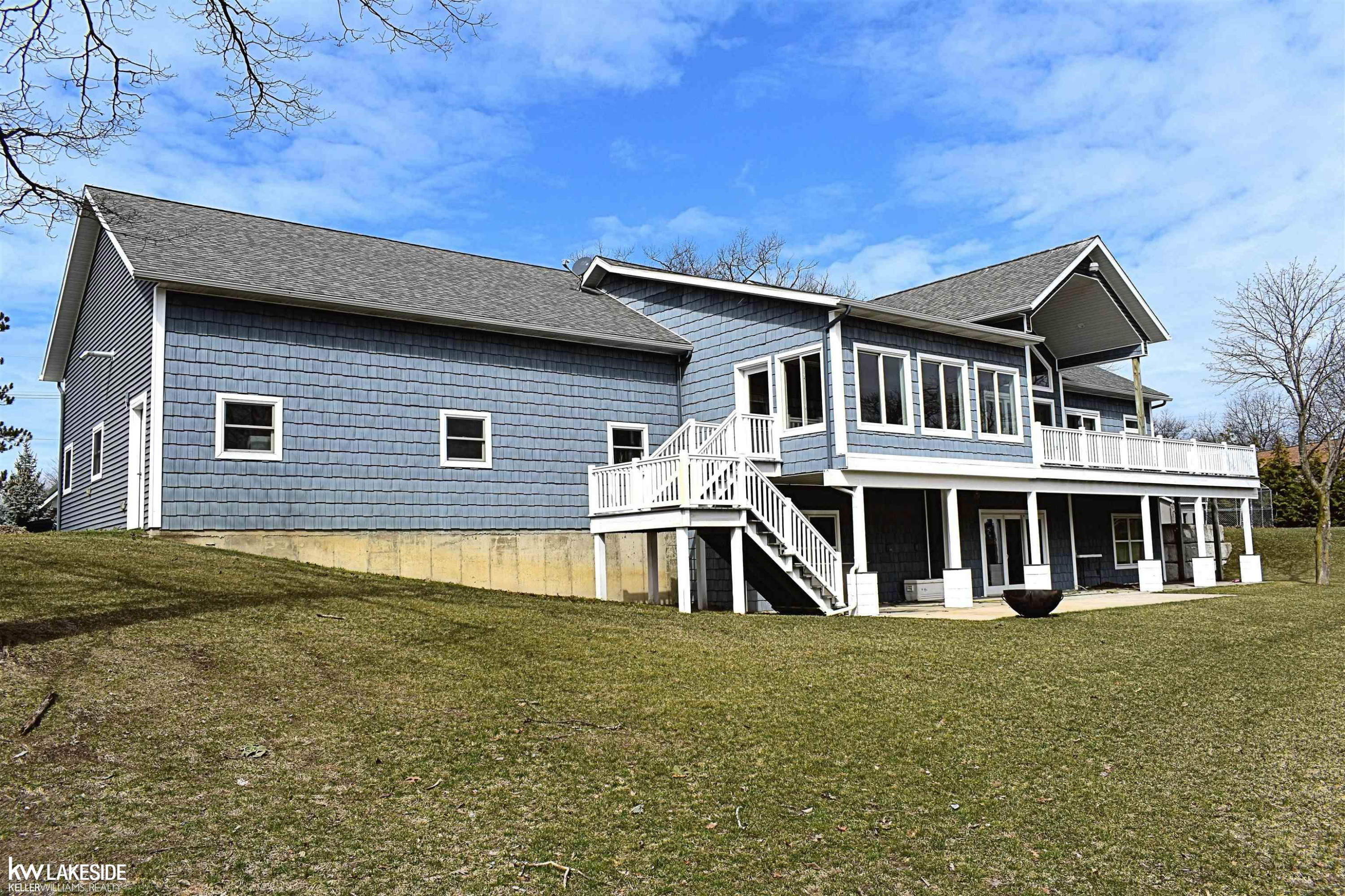 4378 Iroquois Drive, MI — Photo 3