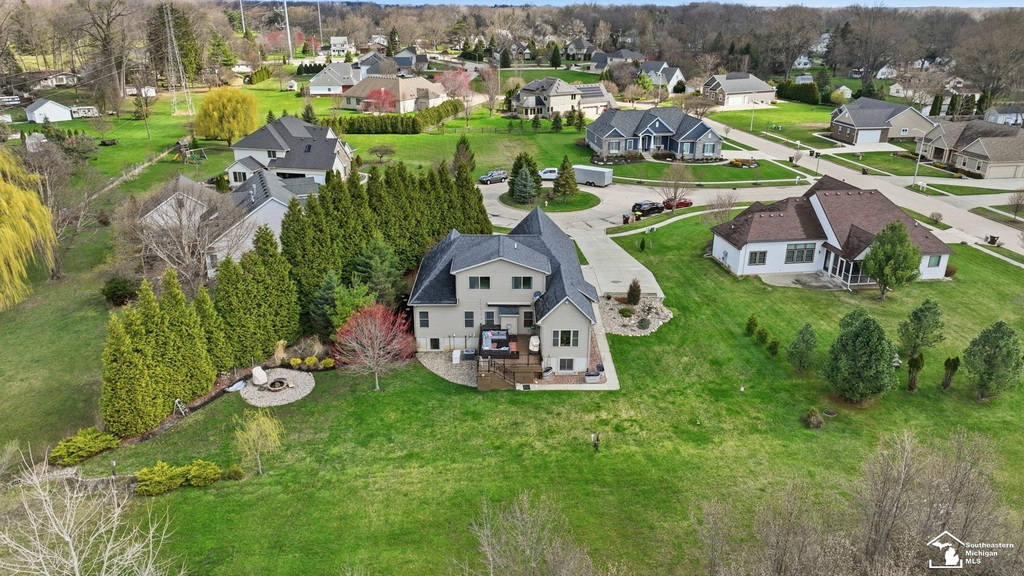 608 Oak Hill Court, Monroe, MI 48162 — Photo 3