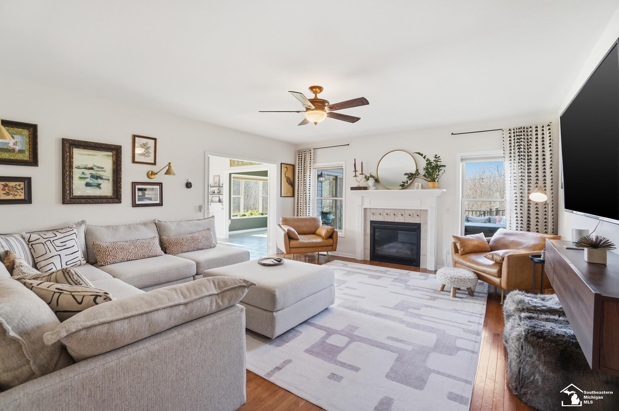 608 Oak Hill Court, Monroe, MI 48162 — Photo 9
