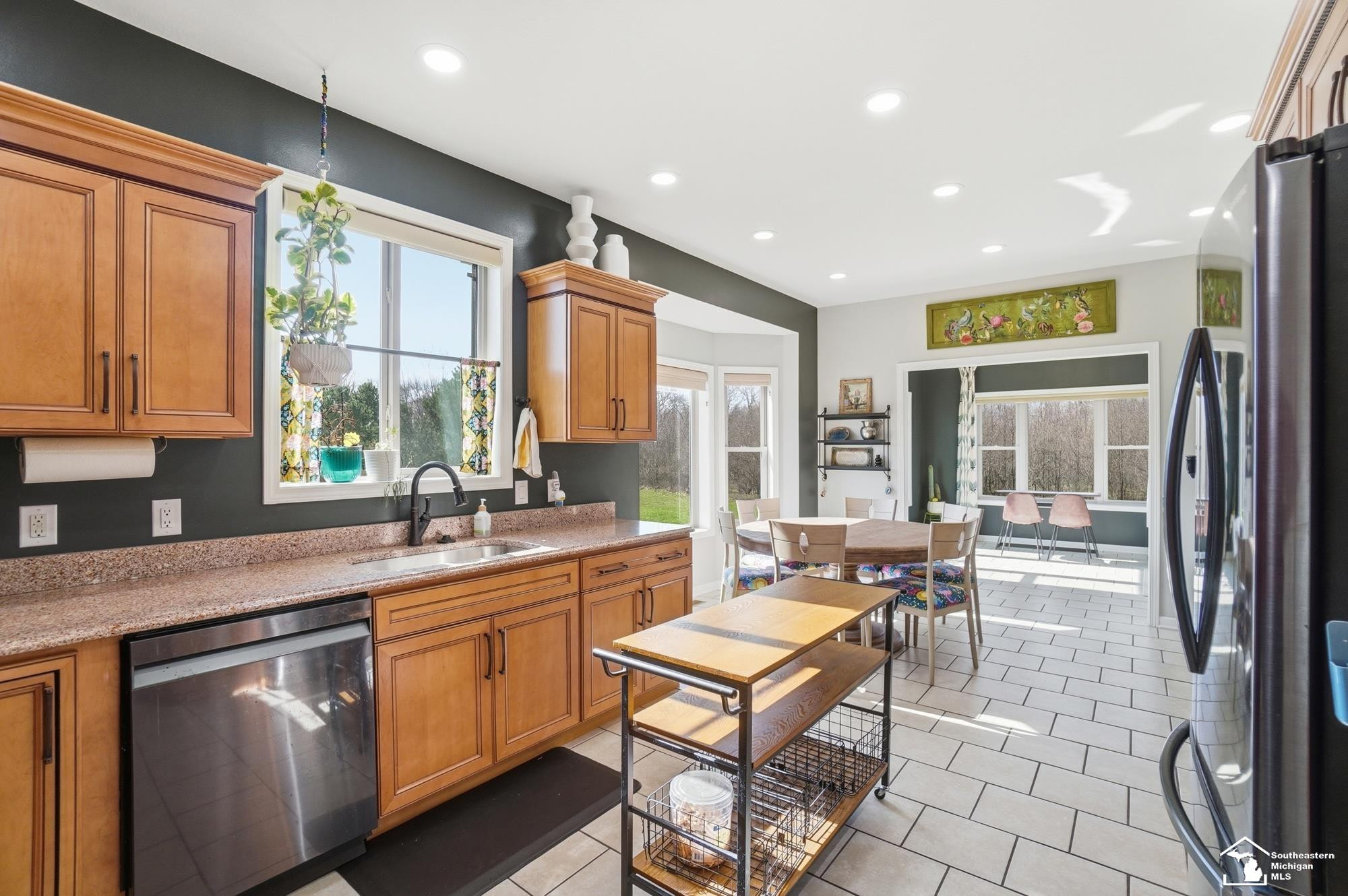 608 Oak Hill Court, Monroe, MI 48162 — Photo 18