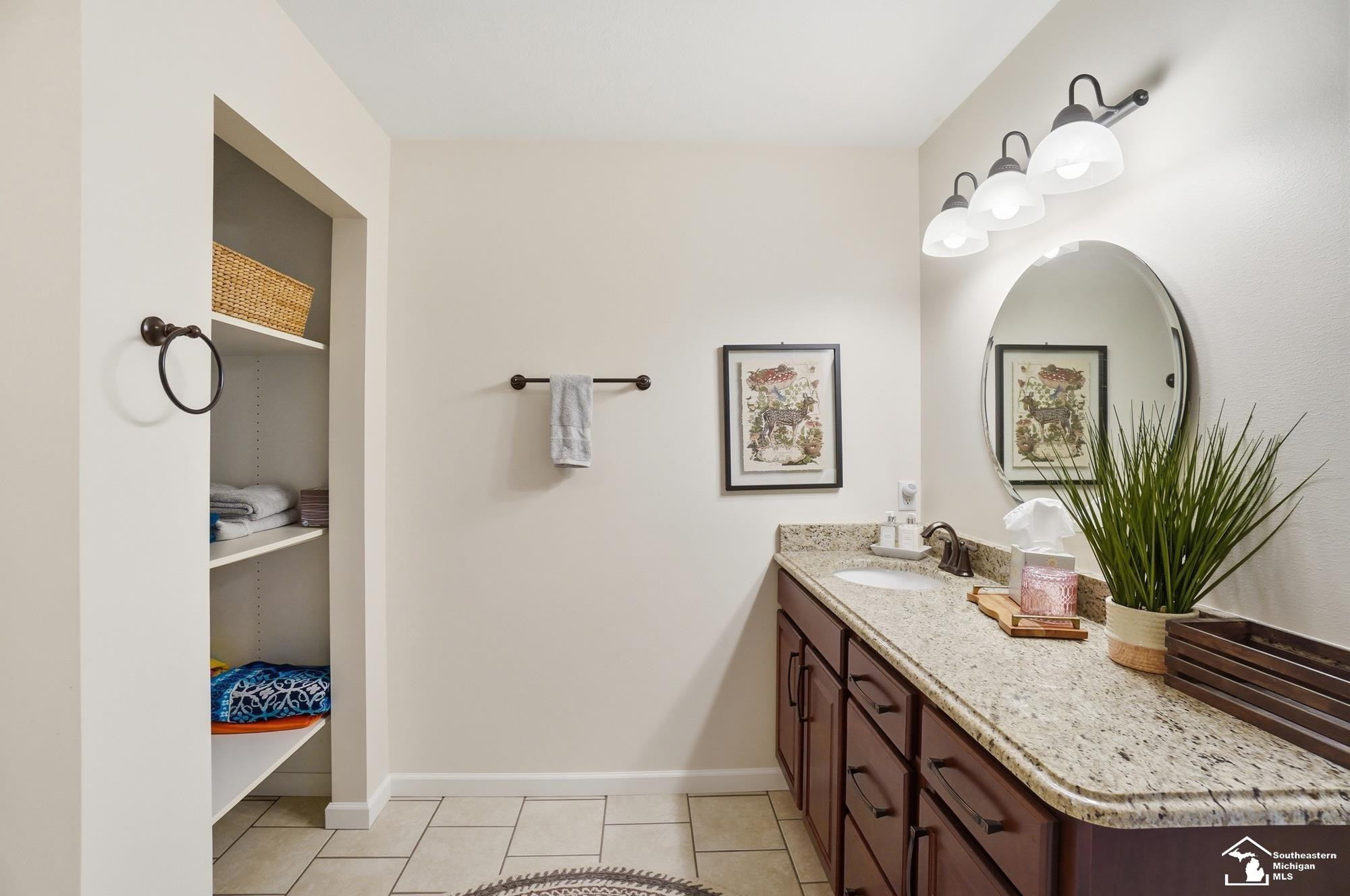 608 Oak Hill Court, Monroe, MI 48162 — Photo 47