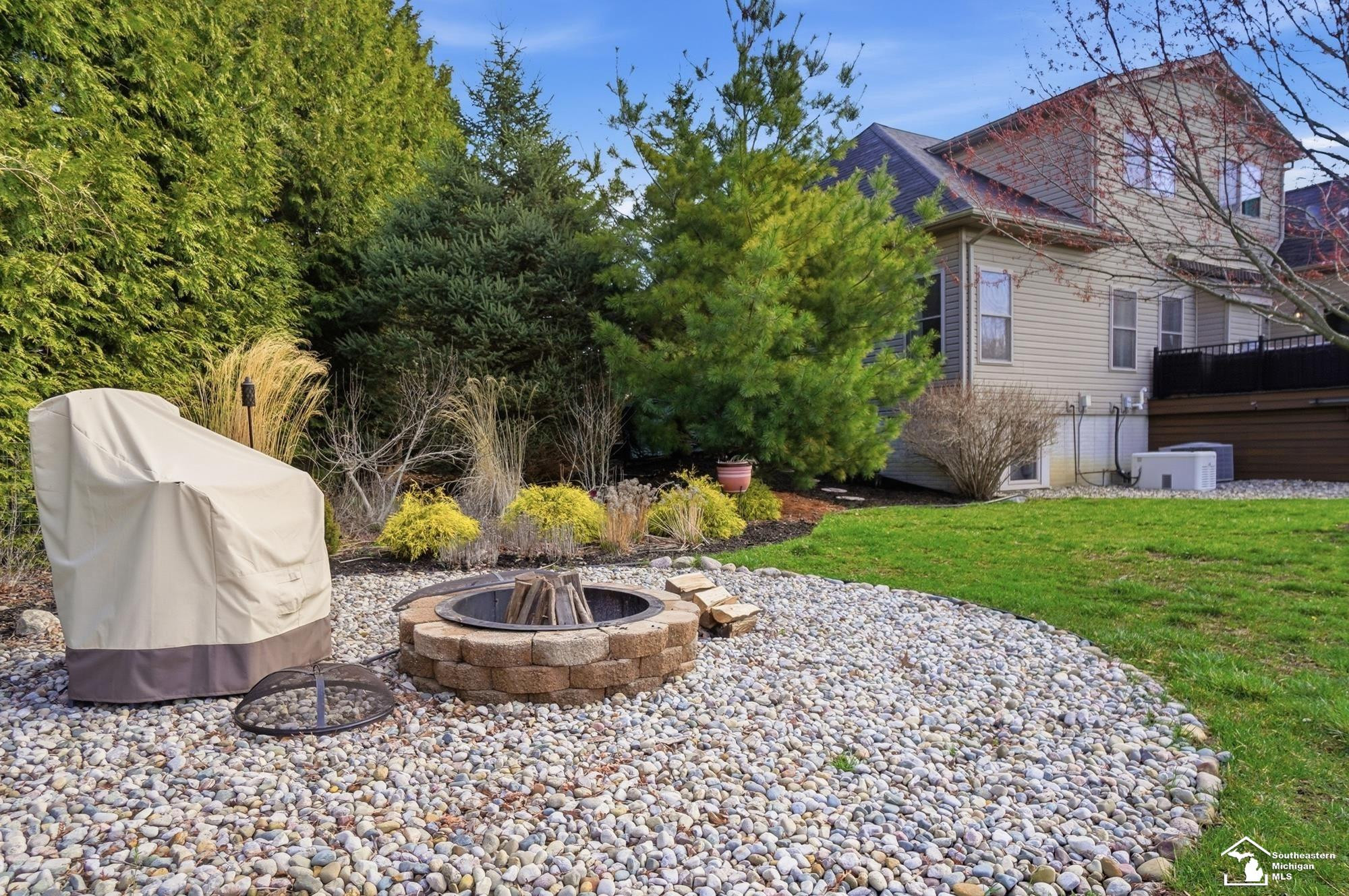 608 Oak Hill Court, Monroe, MI 48162 — Photo 66