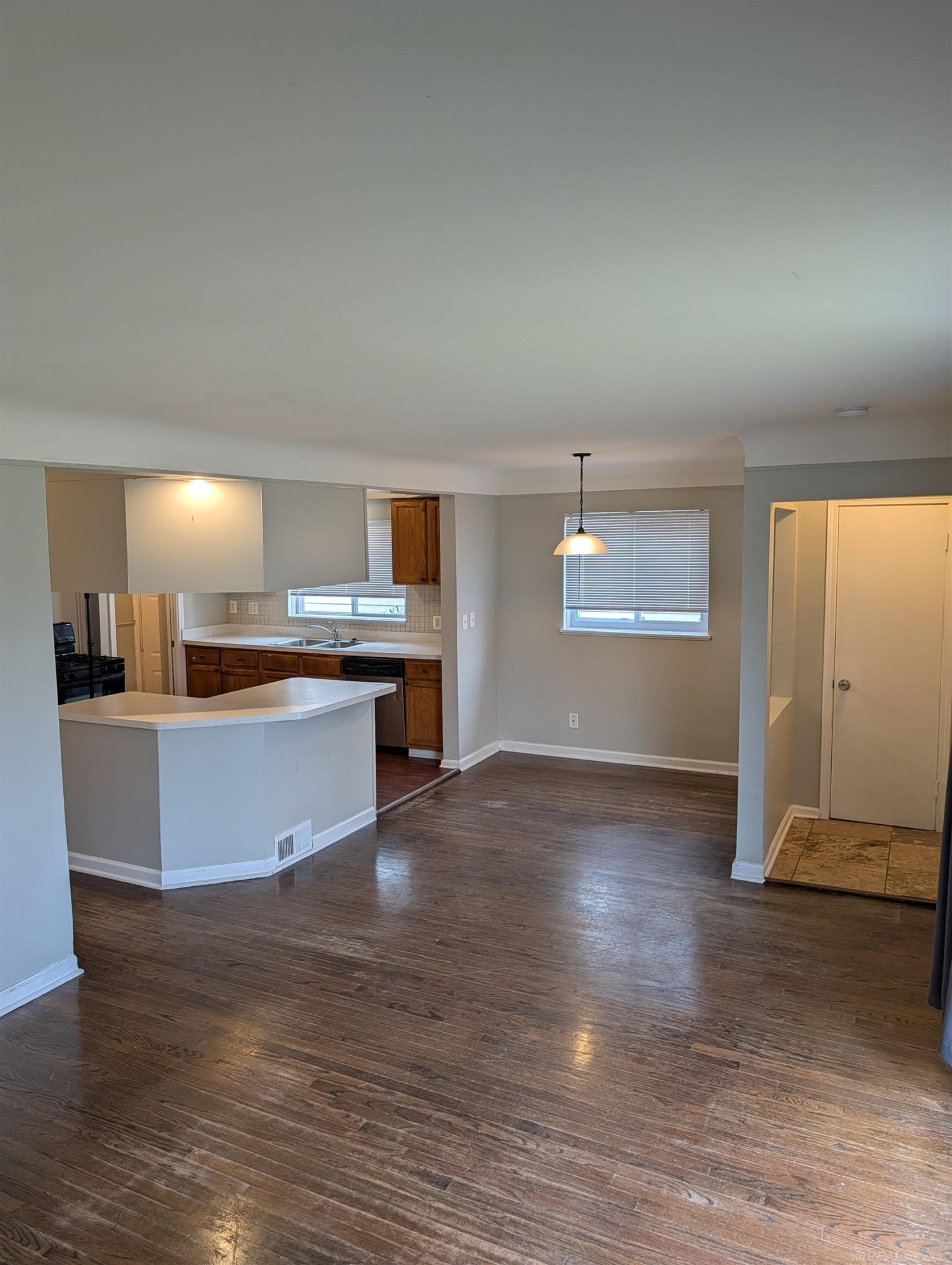 24876 Dale Street, Eastpointe, MI 48021 — Photo 3