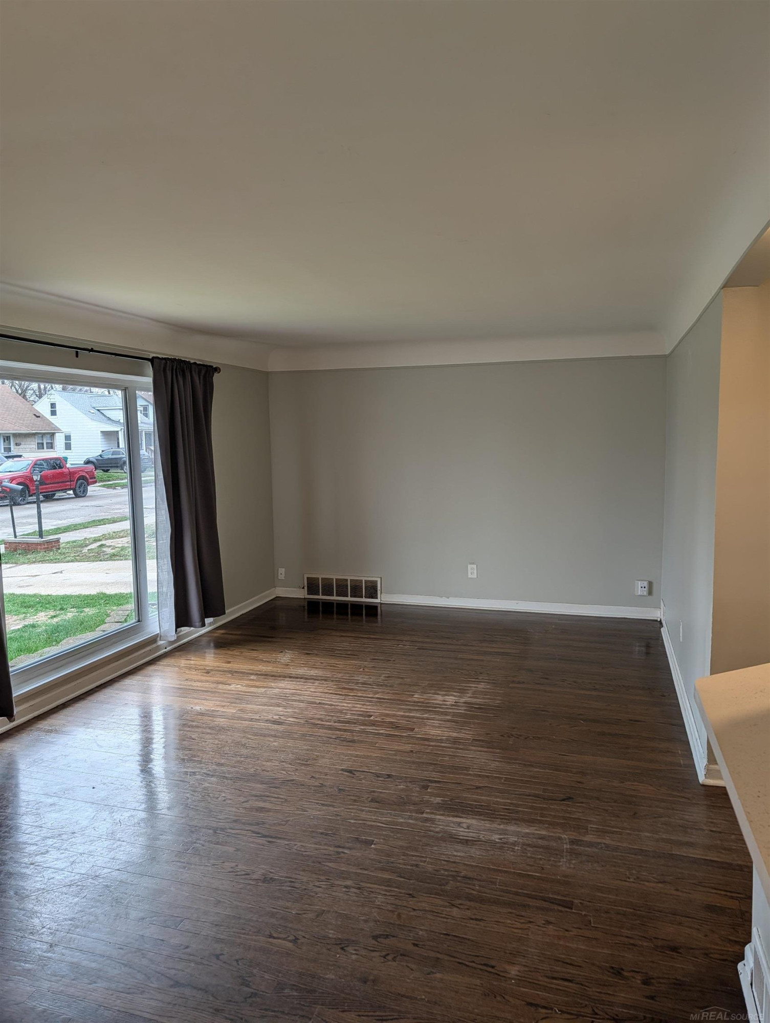 24876 Dale Street, Eastpointe, MI 48021 — Photo 4