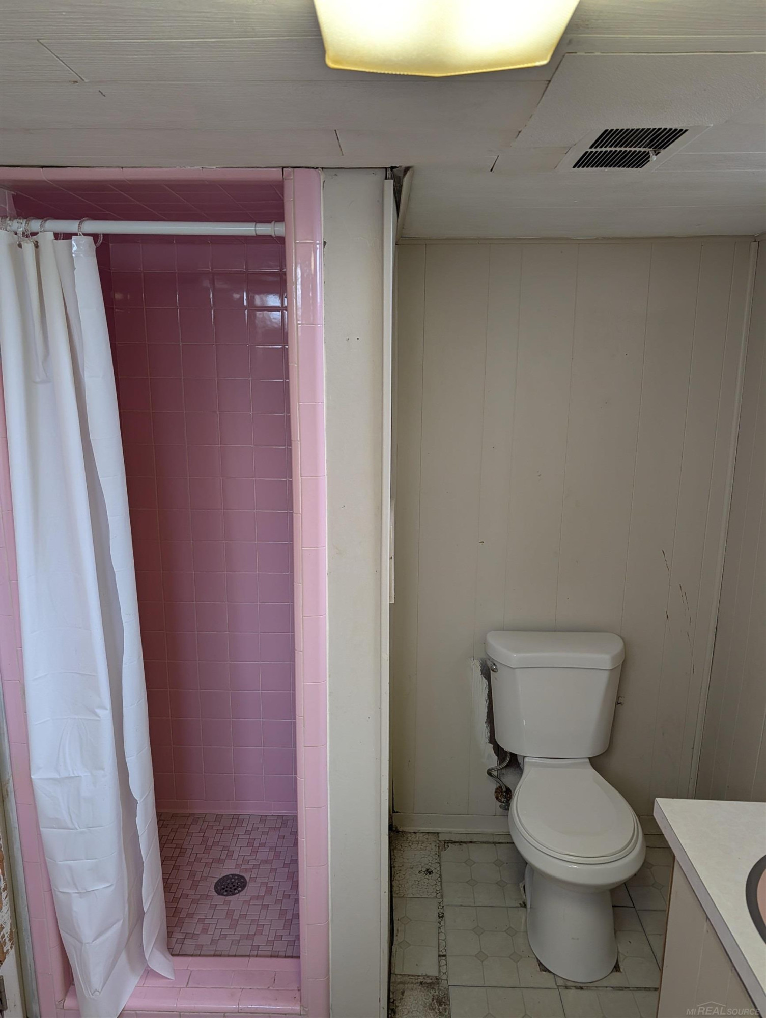 24876 Dale Street, Eastpointe, MI 48021 — Photo 15