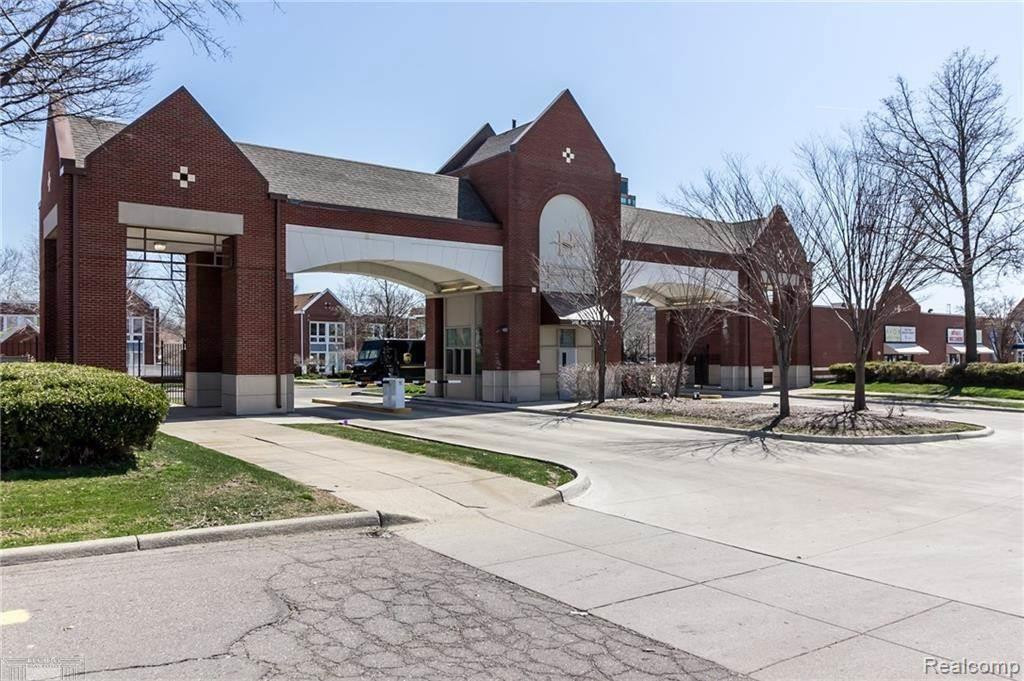 250 E Harbortown #1006 Drive, 1006, Detroit, MI 48207 — Photo 2
