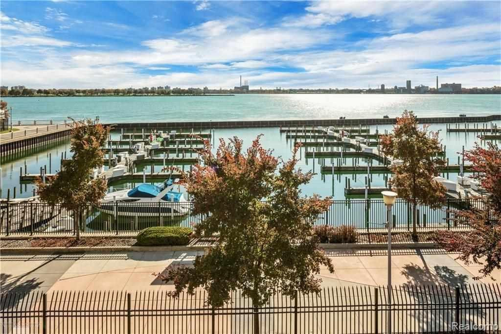 250 E Harbortown #1006 Drive, 1006, Detroit, MI 48207 — Photo 20