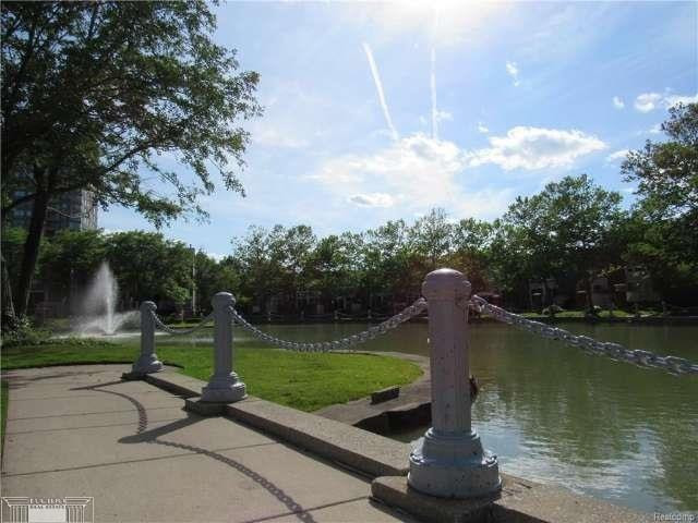250 E Harbortown #1006 Drive, 1006, Detroit, MI 48207 — Photo 22