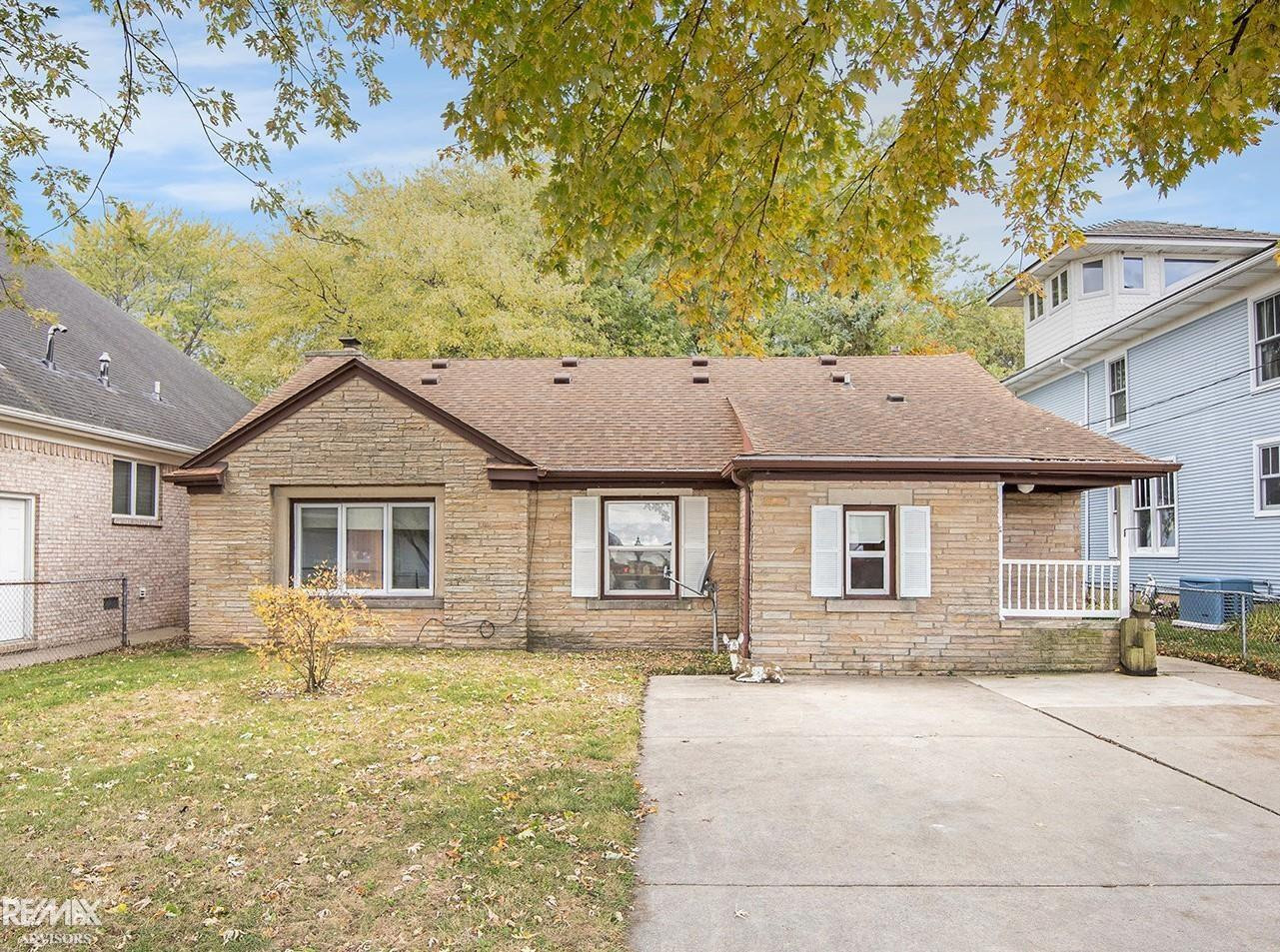 8014 Anchor Bay Dr Drive, MI 48001 — front exterior
