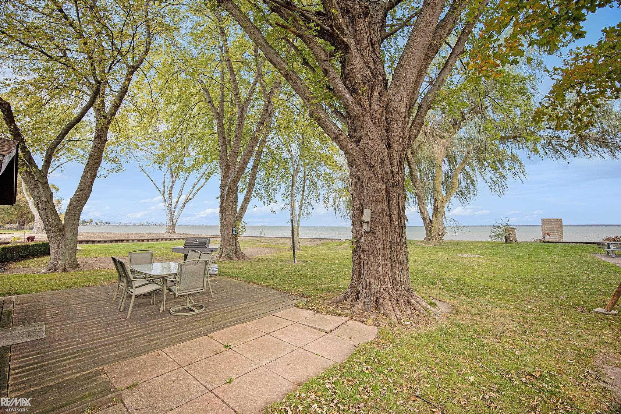 8014 Anchor Bay Dr Drive, MI 48001 — Photo 12