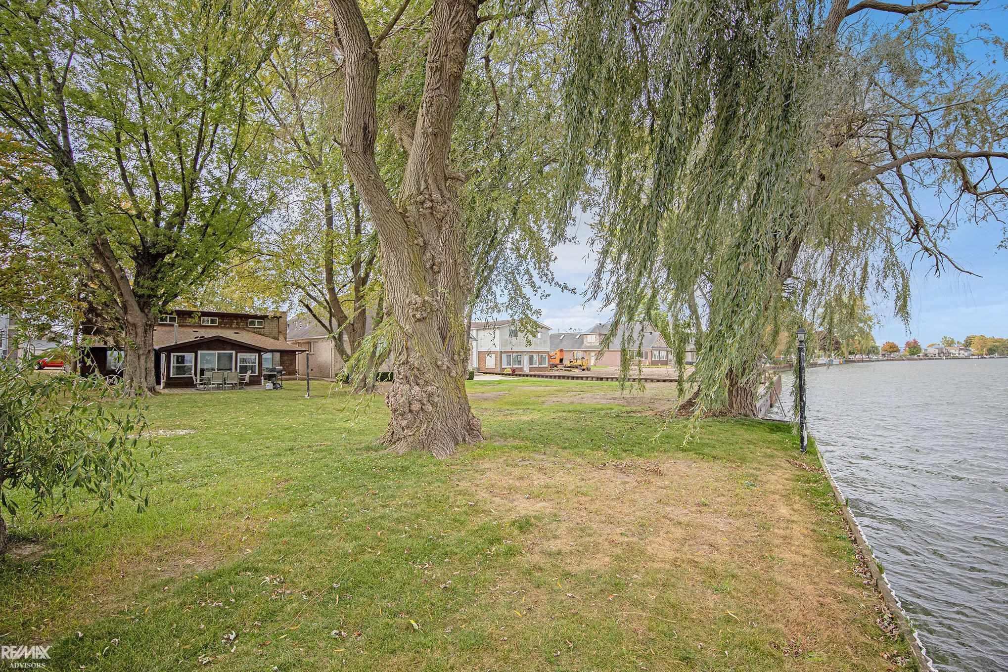 8014 Anchor Bay Dr Drive, MI 48001 — Photo 13