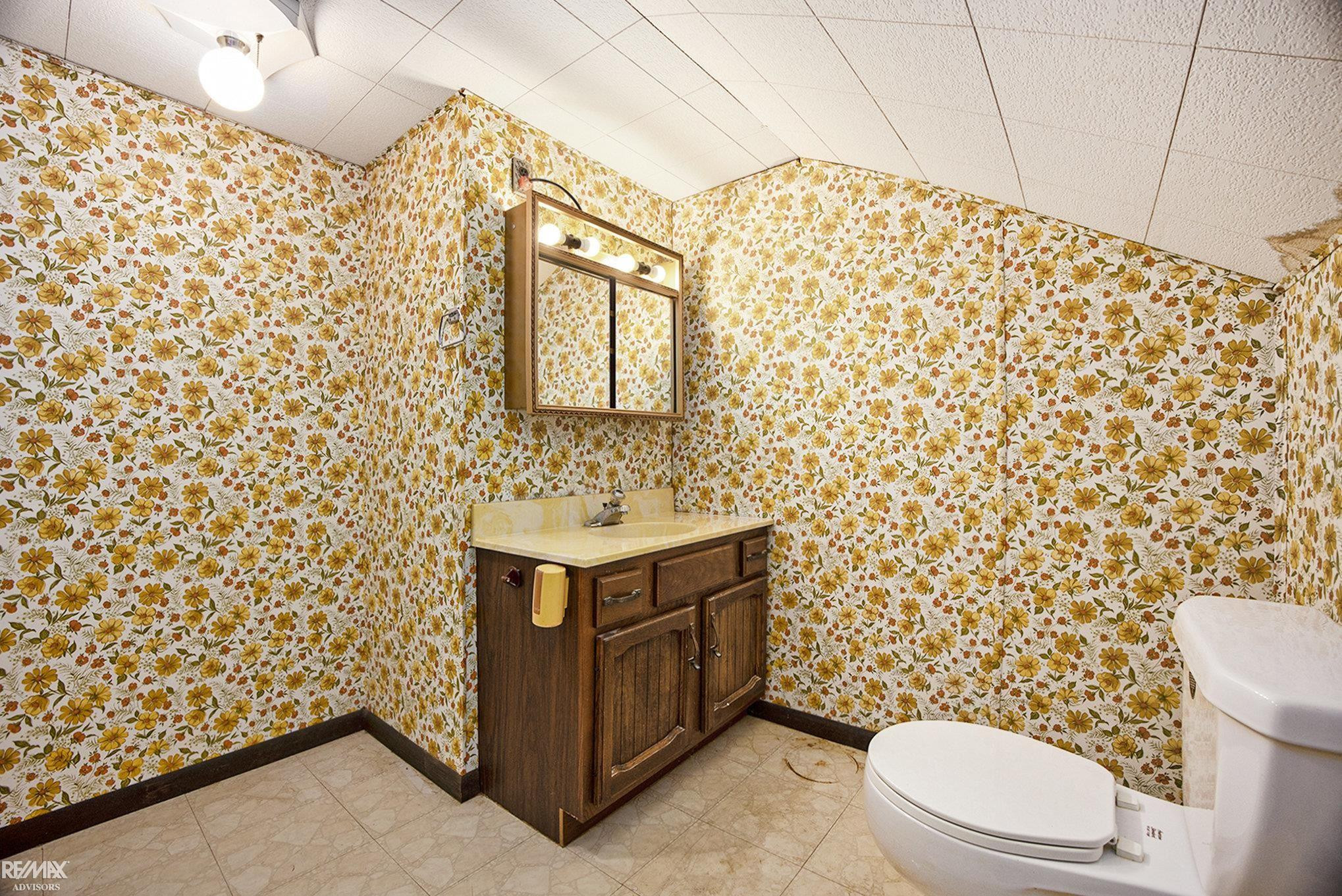 8014 Anchor Bay Dr Drive, MI 48001 — Photo 35