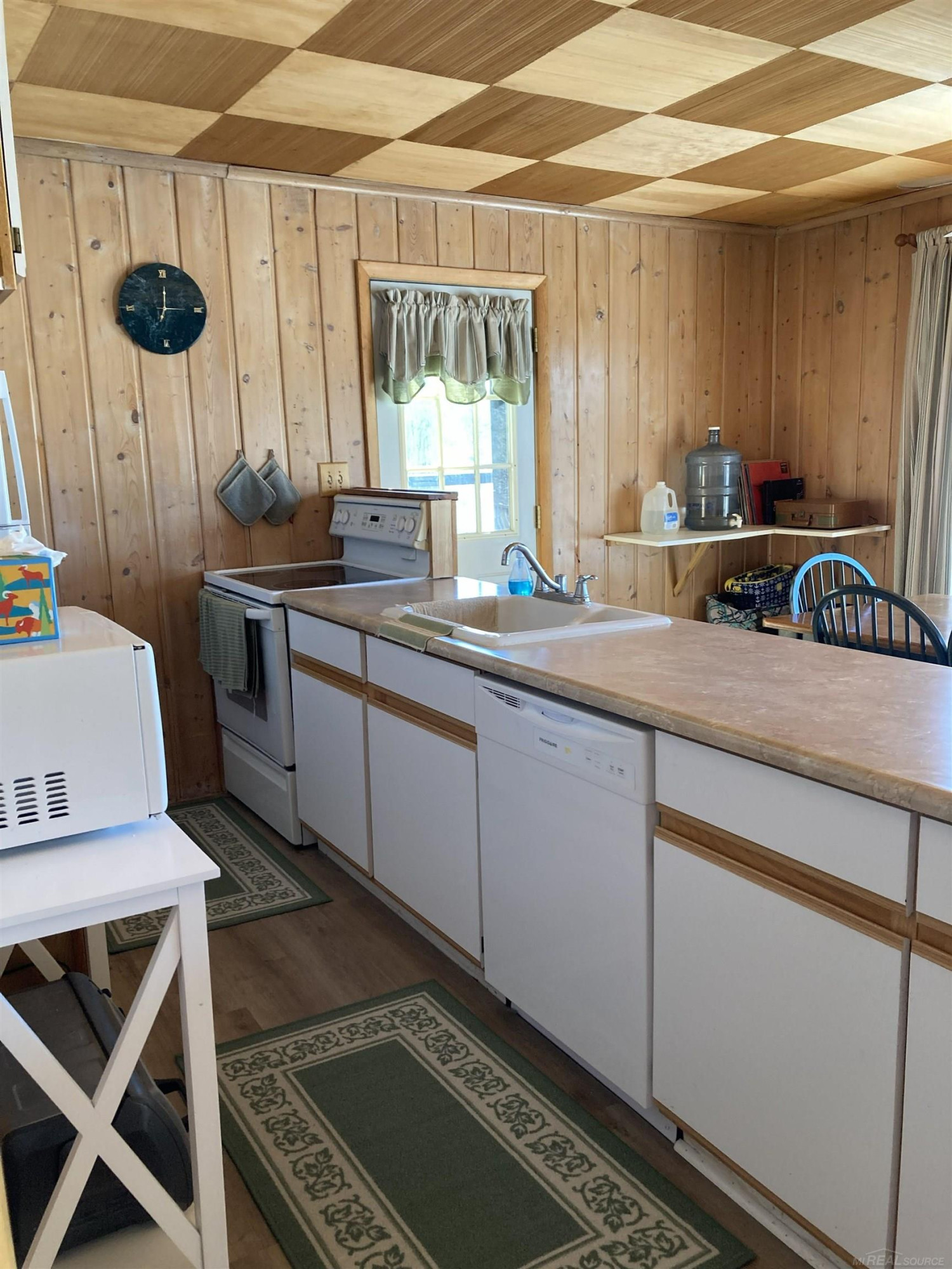 3969 N West Branch Drive, Gladwin, MI 48624 — Photo 4