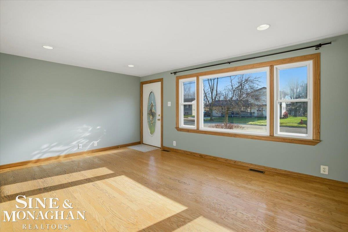 50 Carolina Avenue, Marysville, MI 48040 — Photo 7